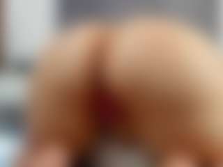 Laurel's Live Sex Cam Show
