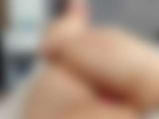 Laurel's Live Sex Cam Show