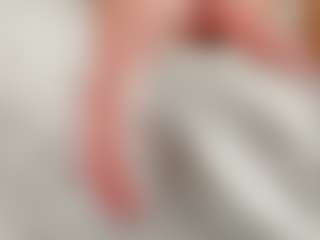 Laurel MILF webcam performer live streaming
