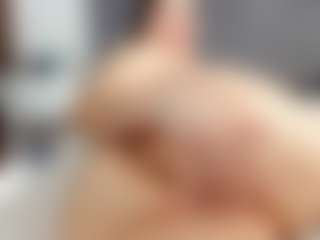 Laurel's Live Sex Cam Show