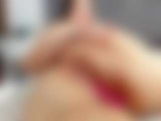 Laurel's Live Sex Cam Show