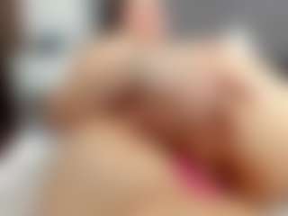Laurel's Live Sex Cam Show