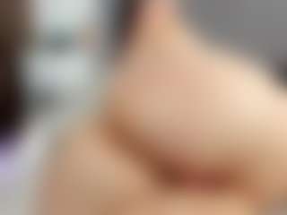 Laurel's Live Sex Cam Show