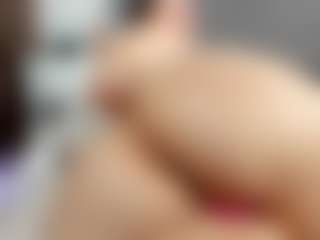 Laurel's Live Sex Cam Show
