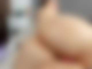 Laurel's Live Sex Cam Show