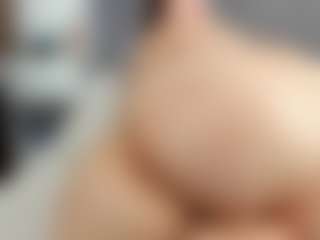 Laurel's Live Sex Cam Show