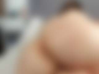 Laurel's Live Sex Cam Show