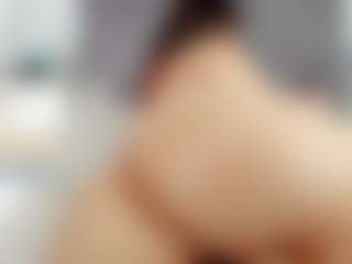 Laurel's Live Sex Cam Show