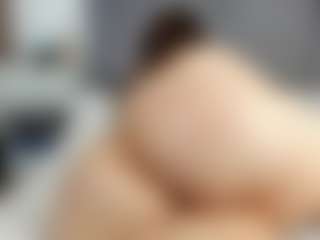 Laurel's Live Sex Cam Show