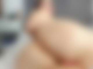 Laurel's Live Sex Cam Show