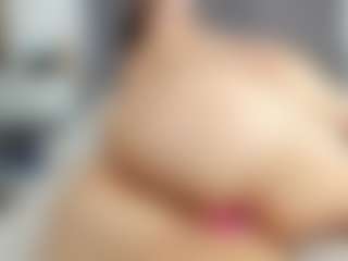 Laurel's Live Sex Cam Show