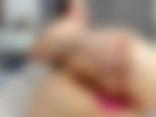 Laurel's Live Sex Cam Show