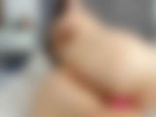 Laurel's Live Sex Cam Show