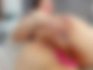 Laurel's Live Sex Cam Show