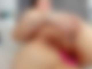 Laurel's Live Sex Cam Show