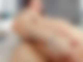 Laurel's Live Sex Cam Show