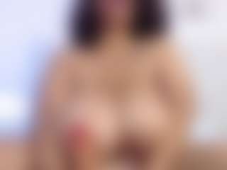 Live cam show with raynastone - Chubby on AdultVida.com