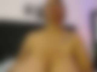Live cam show with raynastone - Cuckold on Latina Girls