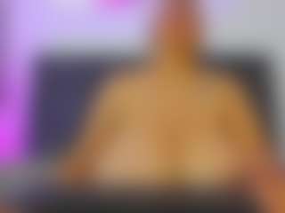 Live cam show with raynastone - Upskirt on TottyGirls