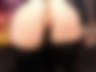 Live cam show with Sarsei - Stockings on crypto-cams