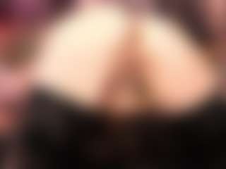 Live cam show with Sarsei - Squirt on Camsoda