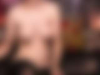 Sarsei MILF webcam performer live streaming