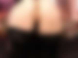 Live cam show with Sarsei - White MILF on CamwithHer | united states