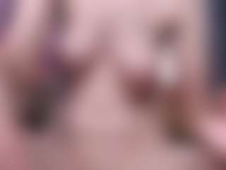 Sarsei MILF webcam performer live streaming