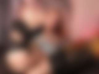 Sarsei MILF webcam performer live streaming