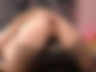 Live cam show with Sarsei - Green Eyes on live18s.com