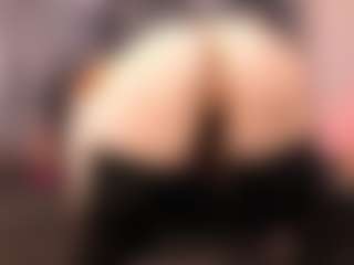 Live cam show with Sarsei - Flashing on Hubzter Live