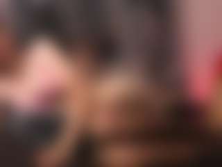 Sarsei MILF webcam performer live streaming