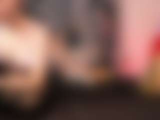 Sarsei MILF webcam performer live streaming