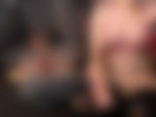 Live cam show with Sarsei - Petite on boobsie.com