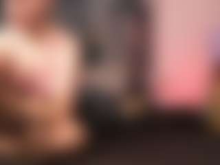 Live cam show with Sarsei - Petite MILF on Camsoda