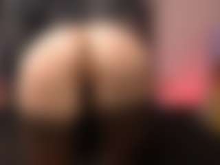 Live cam show with Sarsei - Stockings on Camsoda