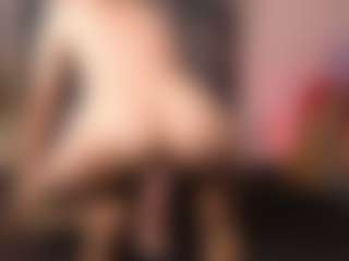 Live cam show with Sarsei - Petite MILF on Camsoda