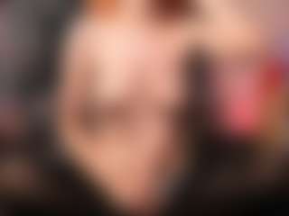 Live cam show with Sarsei - Flashing on CamClone