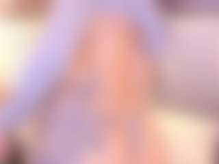 Live cam show with Annie - Dildo on Dare Cams