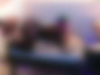 Live cam show with Annie - Tease on Camsoda