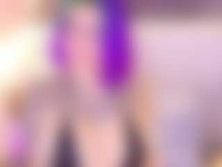 Live cam show with Annie - Shaved Pussy on SpankPalCams