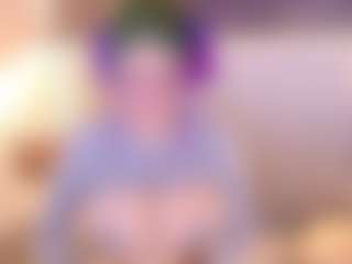 Live cam show with Annie - Pornstar Squirt on googirlz