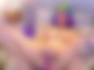 Live cam show with Annie - Mouth on Camsoda