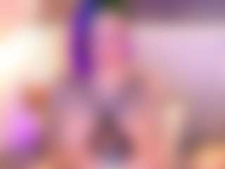 Live cam show with Annie - Raven Hair on Camsoda