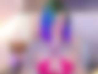 Live cam show with Annie - Strapon on StripNow