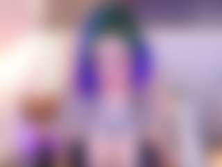 Live cam show with Annie - Petite on Dolls Live