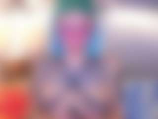 Live cam show with Annie - Deepthroat on StripNow
