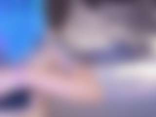 Live cam show with Annie - Roll on camwithhim.com