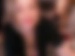 Tilly MILF webcam performer live streaming