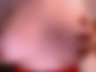 Tilly MILF webcam performer live streaming